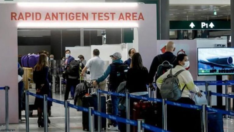 Covid, la variante EG.5 bat tout le monde : en 15 jours elle est deuxième au monde