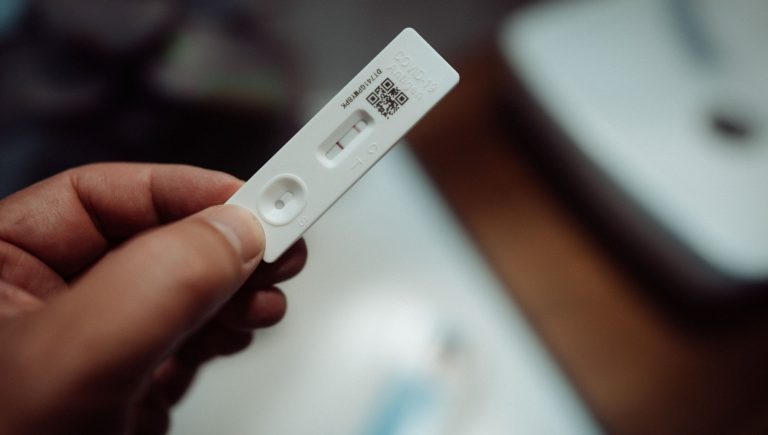 Covid, 5 vaccinations et maladie à répétition : est-il judicieux de se faire vacciner à nouveau ?