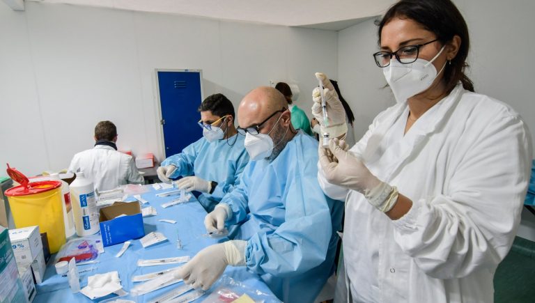 Covid, donc cela pourrait provoquer une crise cardiaque ou un accident vasculaire cérébral