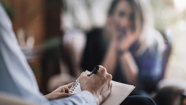 L&rsquo;anxiété est-elle contagieuse ?  Une étude « photographie » ce qui se passe en nous