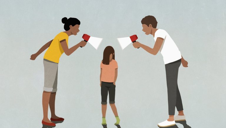 Les enfants, crier est aussi nocif que frapper