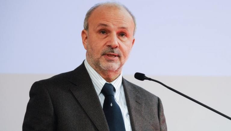 « Octobre rose » pour le cancer du sein, ministre Schillaci : « Seulement 56% des femmes participent au dépistage préventif »
