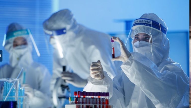 Covid, encore la thèse du complot.  « Ce virus est sorti d'un laboratoire chinois »