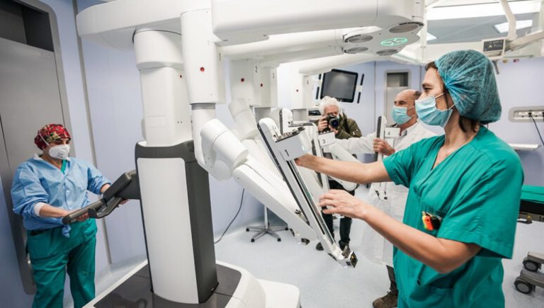 Chirurgie de la prostate avec une seule incision : séjour hospitalier réduit à 24 heures
