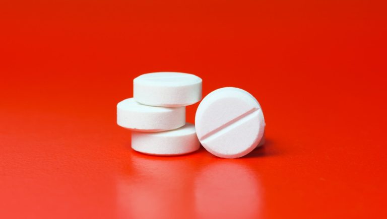 Non, l'aspirine ne protège pas contre le cancer du sein