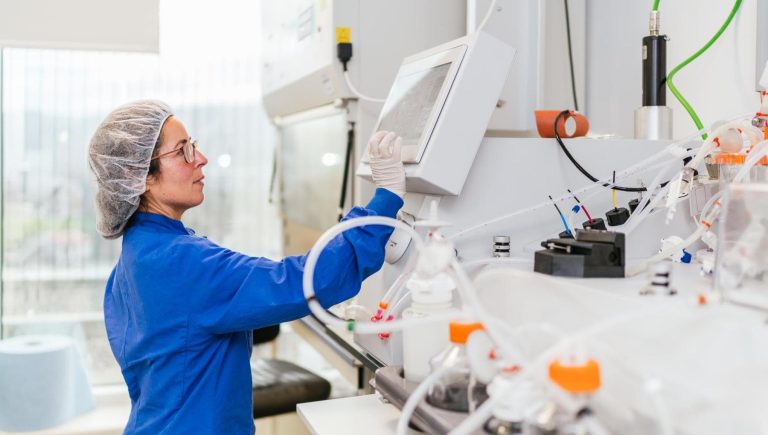 La mortalité par cancer du sein baisse de 6% en 5 ans. Merci également à la recherche italienne