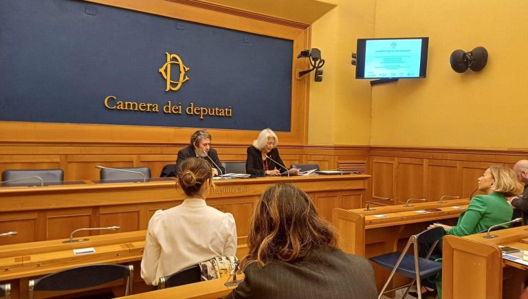 Dépistage par mammographie : une conformité à 100 % et moins d’inégalités d’accès sont nécessaires