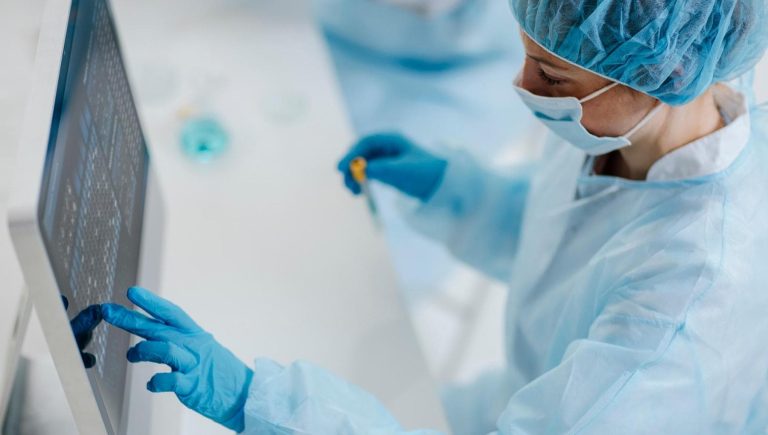 Cancer du côlon, une protéine prédit qui répondra à l&rsquo;immunothérapie