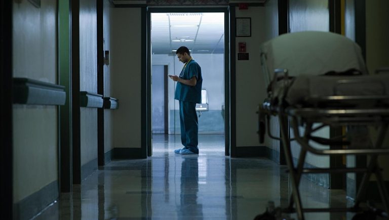 Travailler la nuit dommage que l&rsquo;ADN et la mélatonine pourraient aider