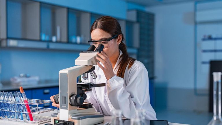 Mélanome et cancer du poumon, l&rsquo;immunothérapie fonctionne bien dans les premiers stades