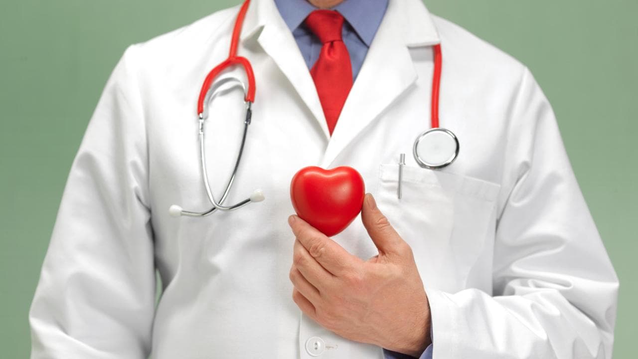 Affartage et accident vasculaire cérébral: voici les dix mouvements qui sauvent le cœur (et les conteneurs en plastique ont à voir avec ça)