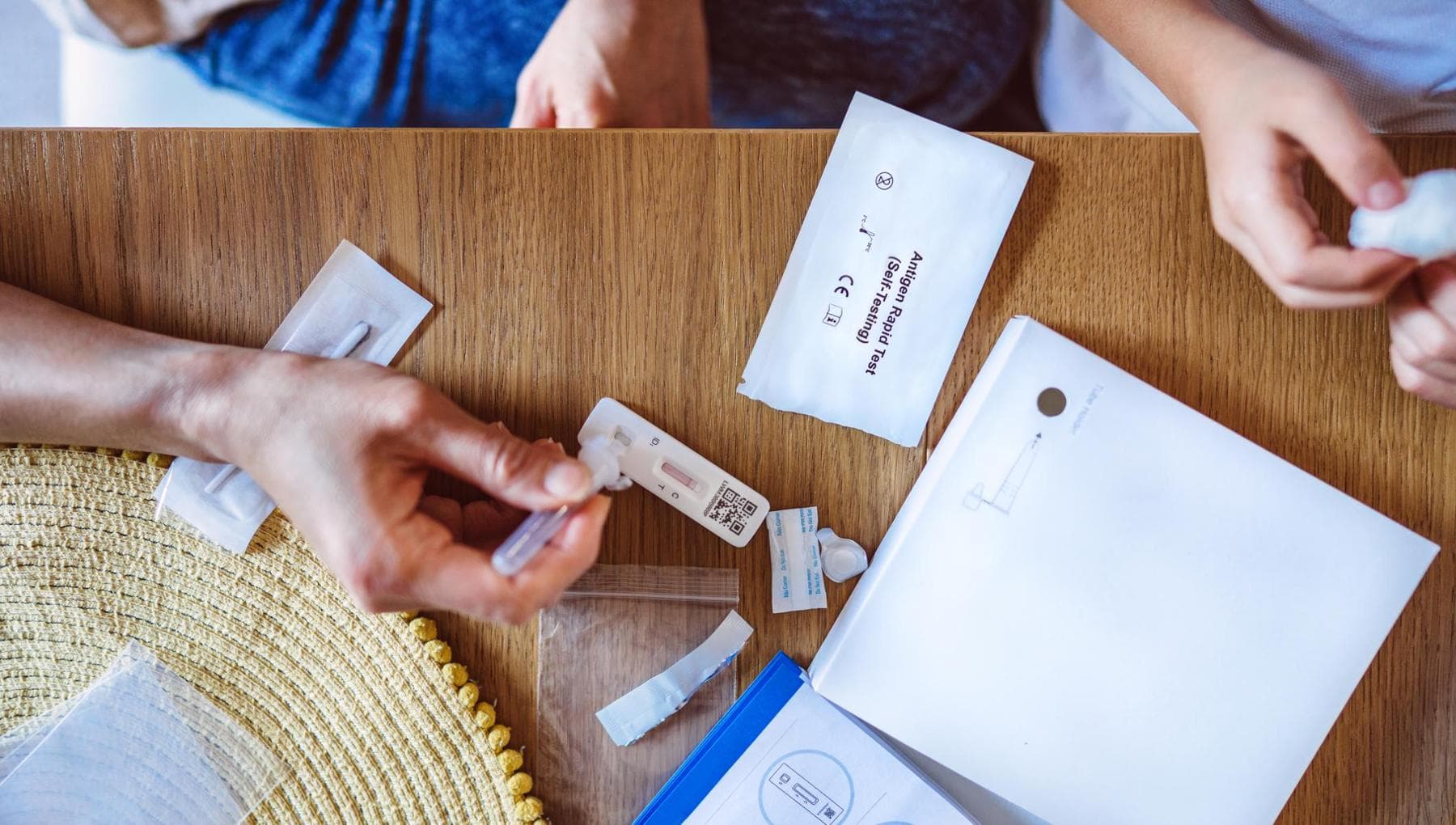 Covide, diffusion en Italie et symptômes de la variante de la strate