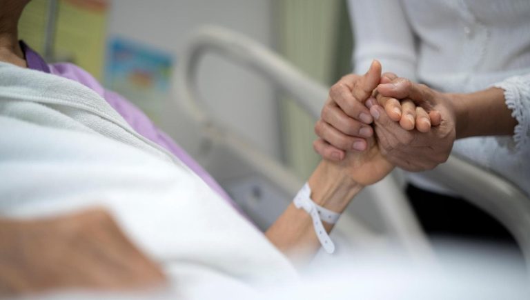 Euthanasie légale chez les patients oncologiques, plus de 6 cliniques sur 10 sont favorables