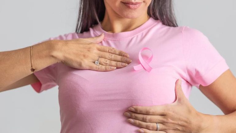 Esmo 2025, cancer du sein : la double dose de thérapies orales réduit le risque de récidive de 28%