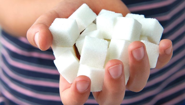 Obésité infantile : une épidémie alimentée par l’excès de sucre