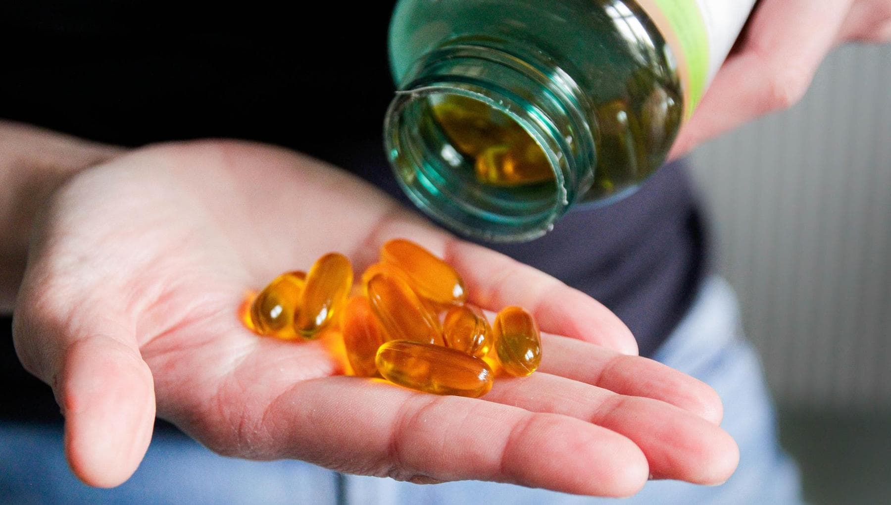 Covid : la vitamine D ne réduit pas la gravité de la maladie mais peut diminuer le risque de symptômes à long terme