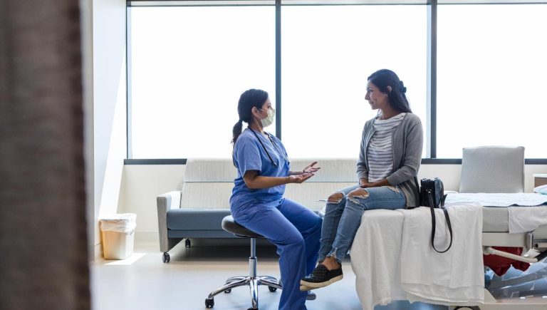De la survie au traitement : les femmes victimes de violences ont droit à la santé
