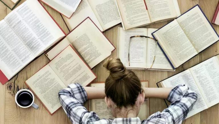 Anxiété liée aux examens : des examens finaux aux examens universitaires, comment gérer la peur de l&rsquo;examen