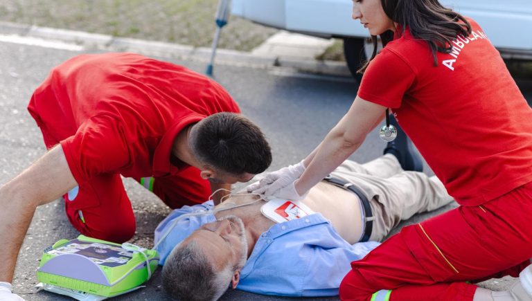 Arrêt cardiaque, l&rsquo;Intelligence Artificielle trouvera « l&rsquo;espion » dans l&rsquo;ECG et dira qui est le plus à risque