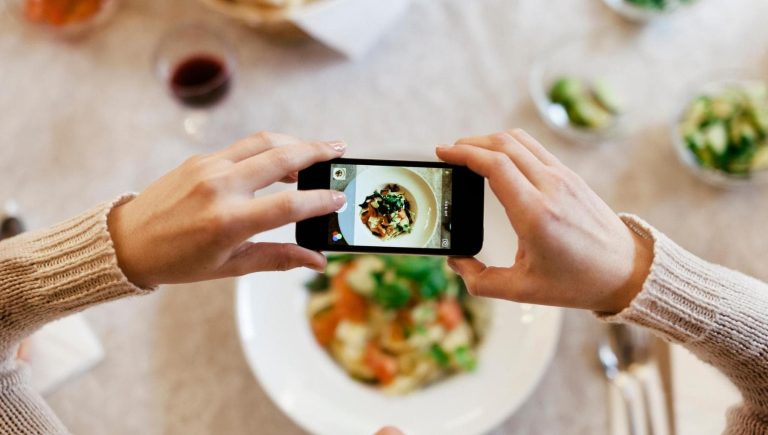 Des applications qui calculent les calories d'un plat à partir d'une photo ? Ne compte pas trop sur ça


