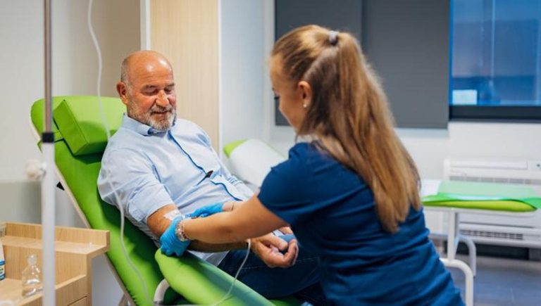 Lymphome à cellules du manteau, vers une thérapie sans chimiothérapie : risque de progression réduit de 43 %.