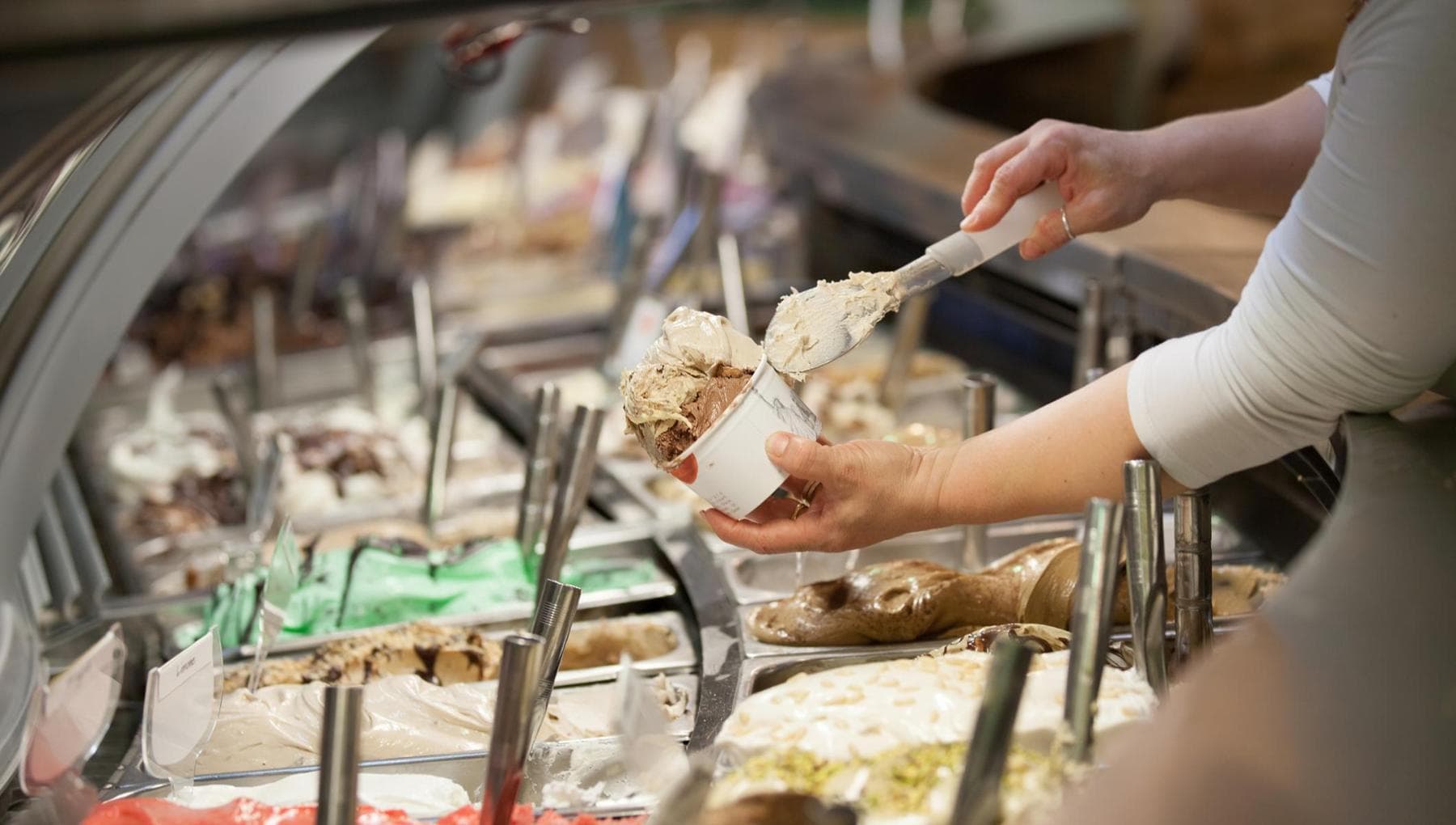 Un épaississant alimentaire répandu peut enflammer l’intestin et altérer le microbiote