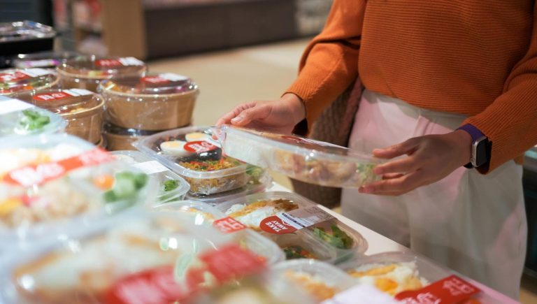 Mêmes nutriments, métabolisme opposé : voilà comment les aliments ultra-transformés trompent l’organisme


